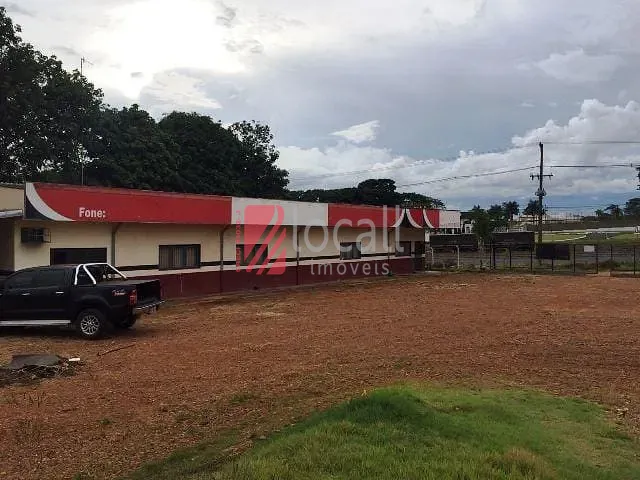 Galpão / Depósito / Armazém  à venda, 2000m² — foto 2 de 22
