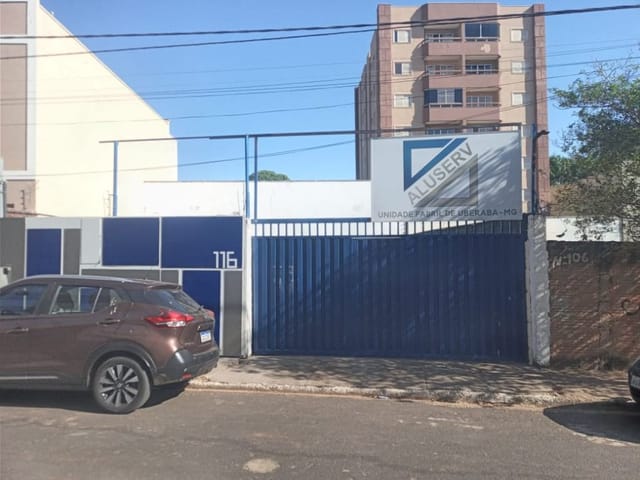 Foto do Galpão / Barracão - Galpão para alugar, 340 m² por R$ 3.500,00/mês - Bom Retiro - Uberaba/MG | ZUCATO IMOBILIARIA LTDA