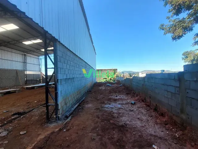 Galpão / Barracão com 1000m², à venda ou para alugar, no bairro Estância Paraíso em Itaquaquecetuba