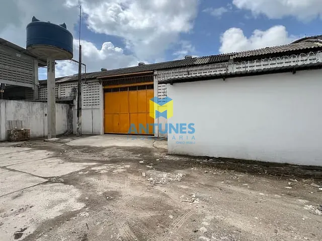 Galpão / Barracão com 1730m², para alugar, no bairro Imbiribeira em Recife