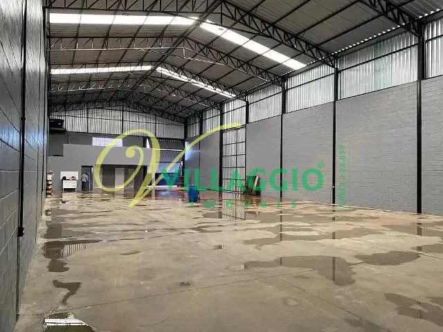 Galpão / Barracão com 1000m², para alugar, no bairro Chácara Recreio Parque do Sabiá (Zona Rural) em São José do Rio Preto
