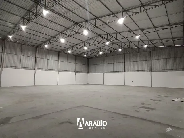 Galpão / Barracão com 550m², para alugar, no bairro Quilômetro Doze em Itajaí