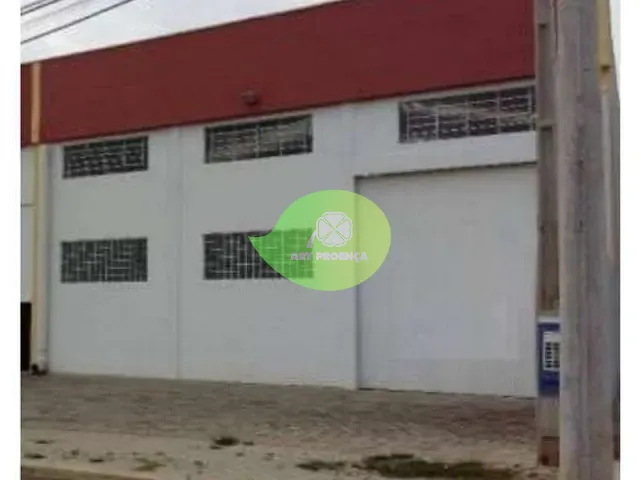 Galpão / Barracão com 800m², para alugar, no bairro Cajuru do Sul em Sorocaba