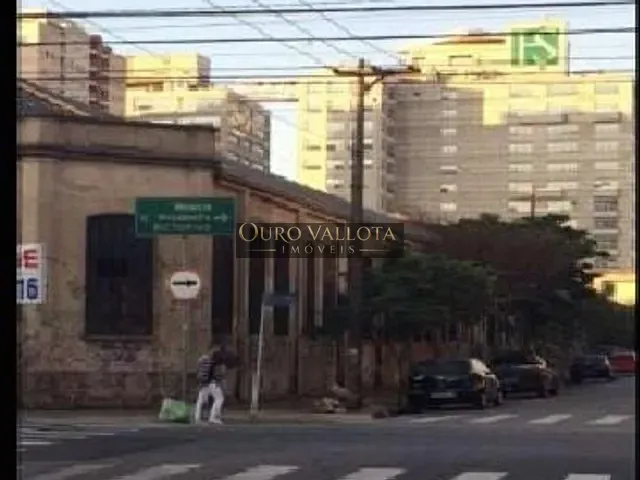Galpão / Barracão com 4000m², para alugar, no bairro Brás em São Paulo