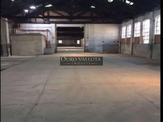 Galpão / Barracão com 4000m², para alugar, no bairro Brás em São Paulo