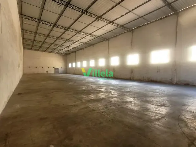 Galpão / Barracão com 1371m², para alugar, no bairro Vila Loanda em Ferraz de Vasconcelos