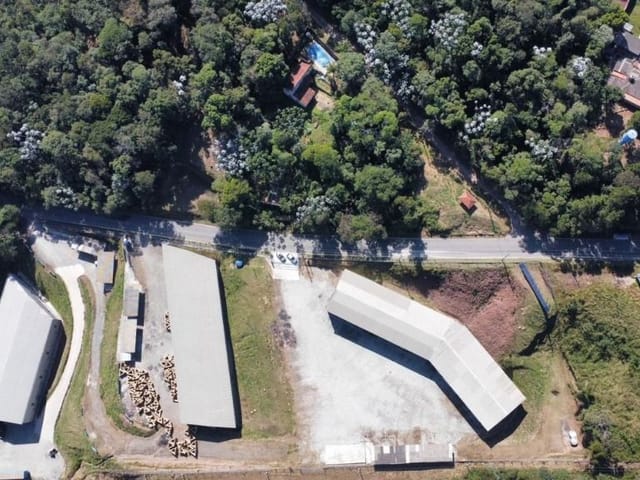 Galpão / Barracão com 7000m², para alugar, no bairro Residencial Santa Helena - Gleba II em Santana de Parnaíba