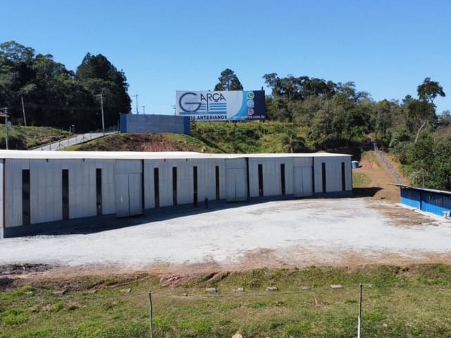Galpão / Barracão com 7000m², para alugar, no bairro Residencial Santa Helena - Gleba II em Santana de Parnaíba