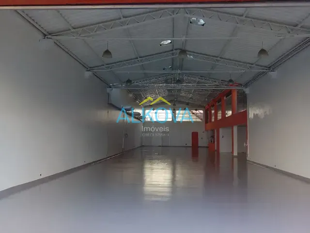 Galpão / Barracão com 488m², à venda, no bairro Jardim São Dimas em São José dos Campos