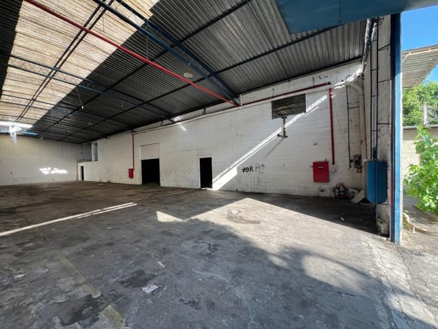Galpão / Barracão com 500m², à venda ou para alugar, no bairro Serra dos Lagos em Cajamar