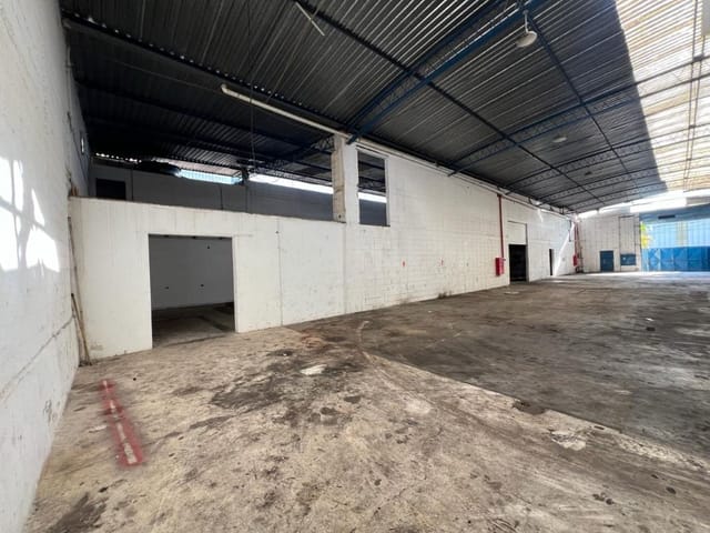 Galpão / Barracão com 500m², à venda ou para alugar, no bairro Serra dos Lagos em Cajamar