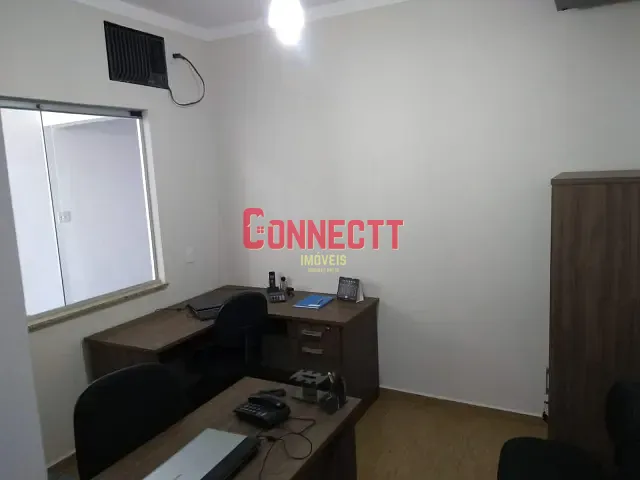 Galpão / Barracão à venda ou para alugar, no bairro Jardim Doutor Paulo Gomes Romeo em Ribeirão Preto