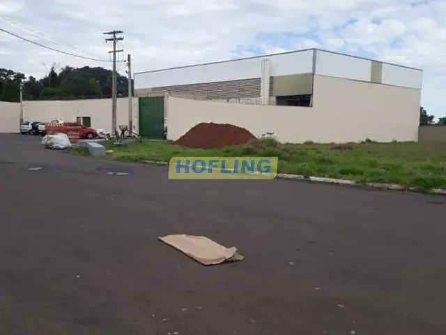 Galpão / Barracão com 2000m², à venda, no bairro Setor Industrial em Rio Claro