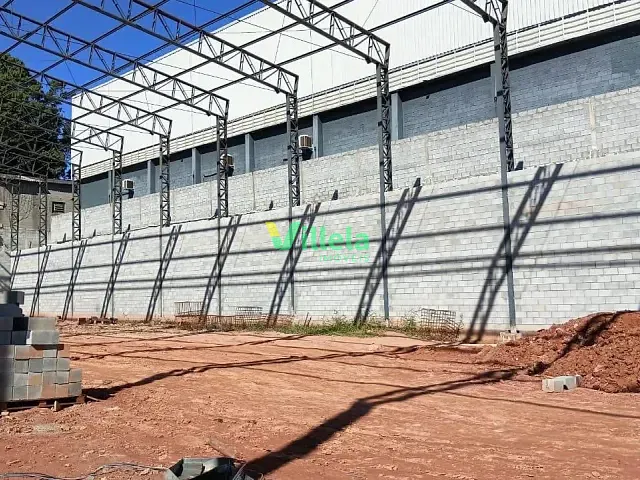 Galpão / Barracão com 2671m², para alugar, no bairro Una em Itaquaquecetuba