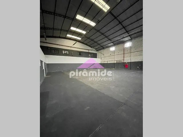 Galpão / Barracão com 1556m², à venda, no bairro Pontal de Santa Marina em Caraguatatuba