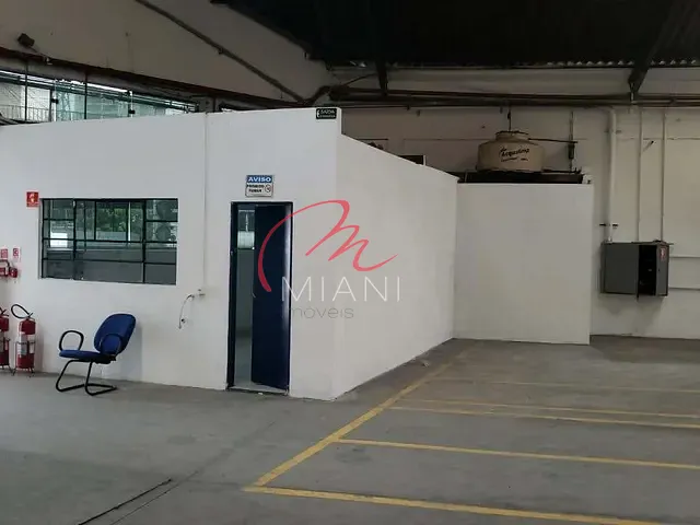 Galpão / Barracão com 1273m², para alugar, no bairro Vila Leopoldina em São Paulo