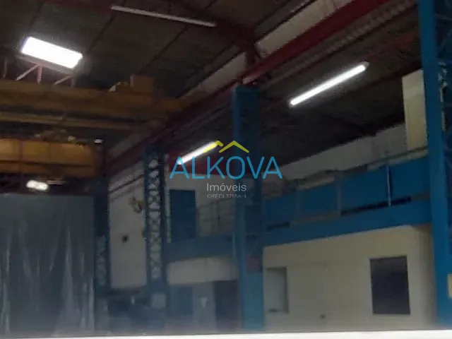 Galpão / Barracão com 12142m², à venda, no bairro Vila Galvão em Caçapava