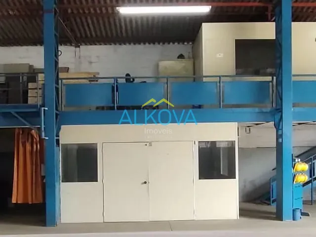 Galpão / Barracão com 12142m², à venda, no bairro Vila Galvão em Caçapava