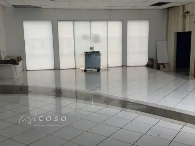 Galpão / Barracão com 122m², à venda, no bairro Bosque dos Eucaliptos em São José dos Campos