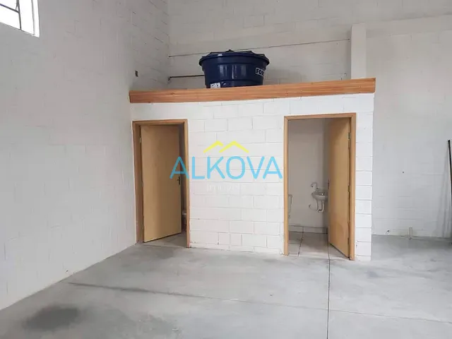 Galpão / Barracão com 250m², à venda ou para alugar, no bairro Jardim Satélite em São José dos Campos