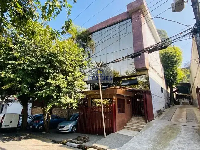 Galpão / Barracão com 2000m², para alugar, no bairro Conceição em Diadema