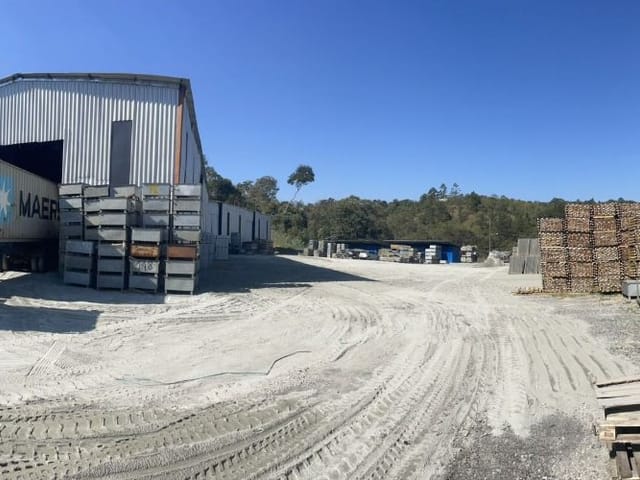 Galpão / Barracão com 7000m², para alugar, no bairro Residencial Santa Helena - Gleba II em Santana de Parnaíba