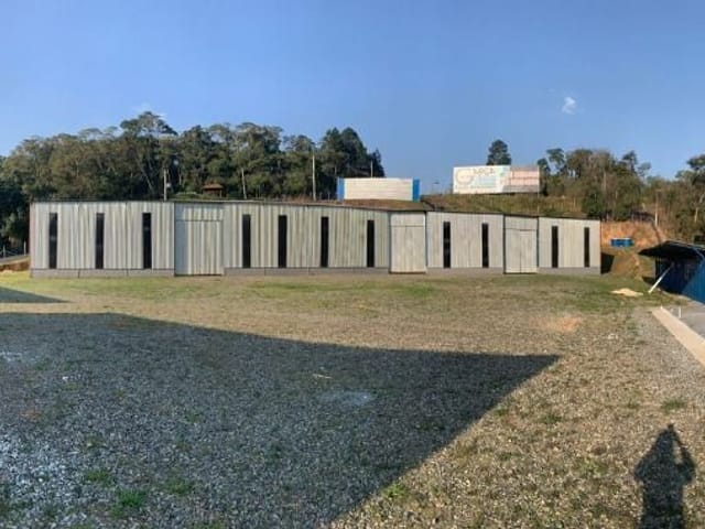 Galpão / Barracão com 7000m², para alugar, no bairro Residencial Santa Helena - Gleba II em Santana de Parnaíba