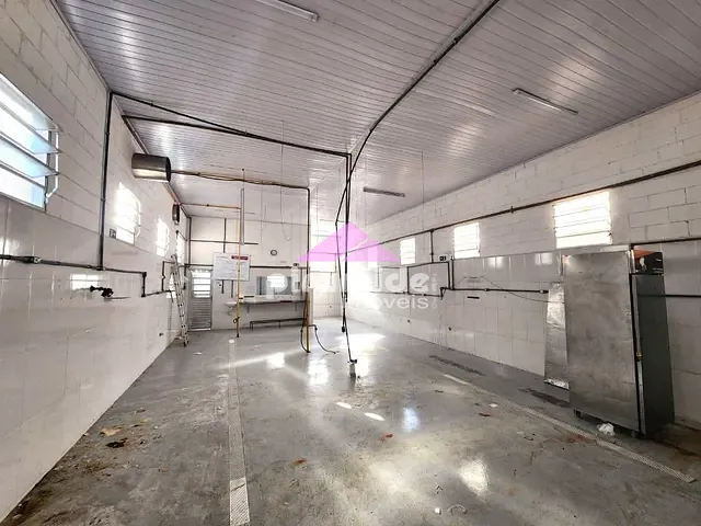 Galpão / Barracão com 300m², à venda ou para alugar, no bairro Parque Industrial em São José dos Campos