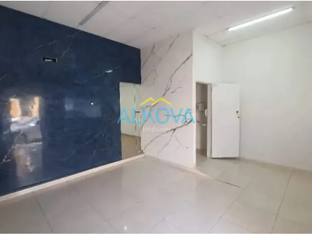 Galpão / Barracão com 500m², para alugar, no bairro Jardim Satélite em São José dos Campos