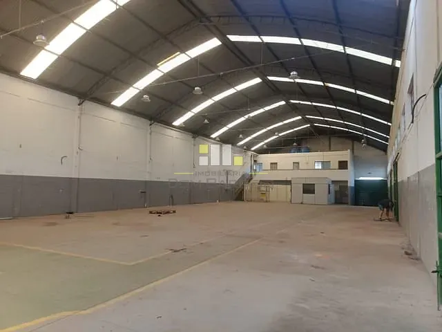 Galpão / Barracão com 1550m², para alugar, no bairro Chácara Bela Vista em Sumaré