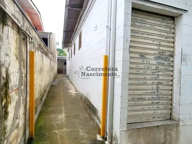 Galpão / Barracão com 300m², à venda, no bairro Parque Industrial em São José dos Campos