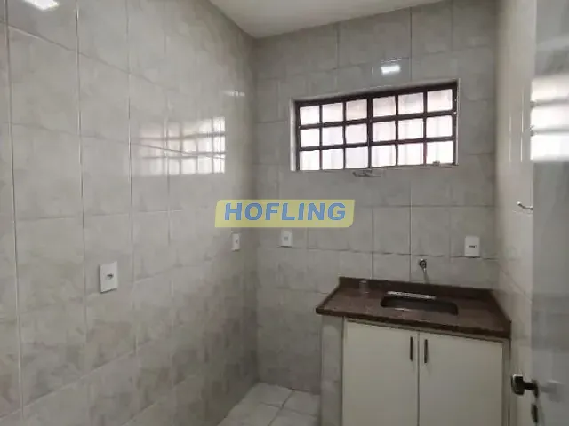 Galpão / Barracão com 300m², para alugar, no bairro Jardim Mirassol em Rio Claro