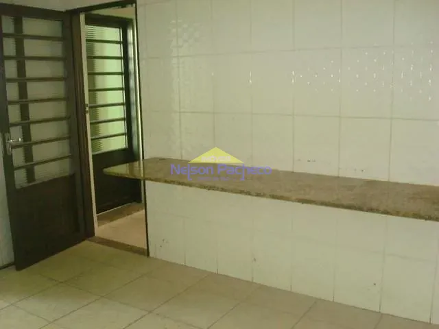 Galpão / Barracão com 330m², à venda, no bairro Centro em Capivari