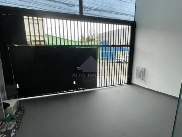 Galpão / Barracão com 242m², para alugar, no bairro Parque Capuava em Santo André