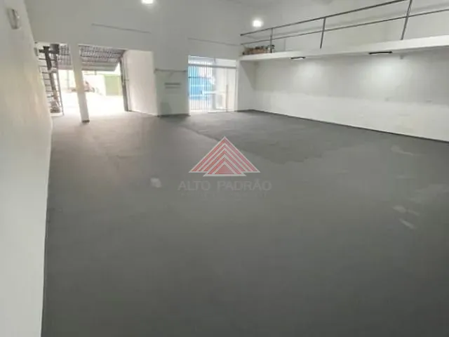 Galpão / Barracão com 242m², para alugar, no bairro Parque Capuava em Santo André