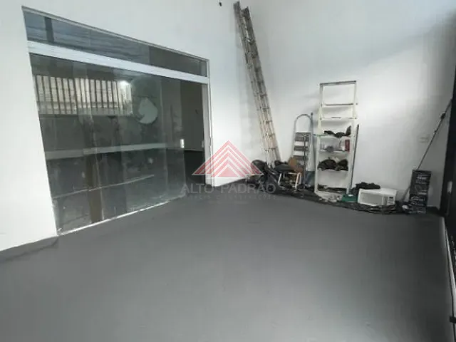 Galpão / Barracão com 242m², para alugar, no bairro Parque Capuava em Santo André