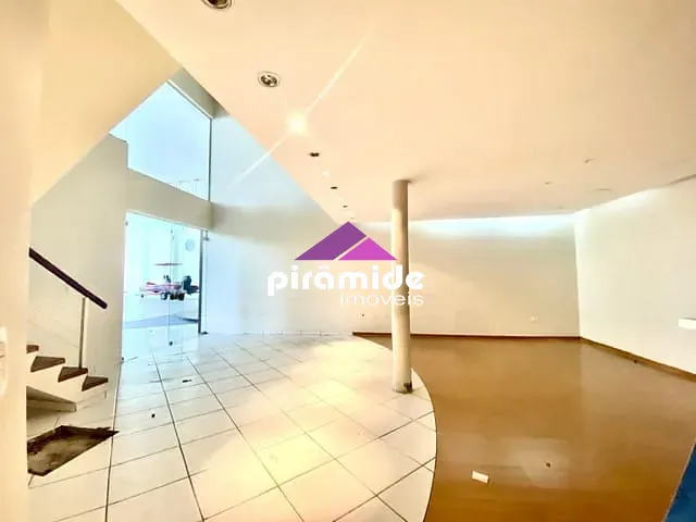 Loja com 864m², para alugar, no bairro Jardim Primavera em Caraguatatuba