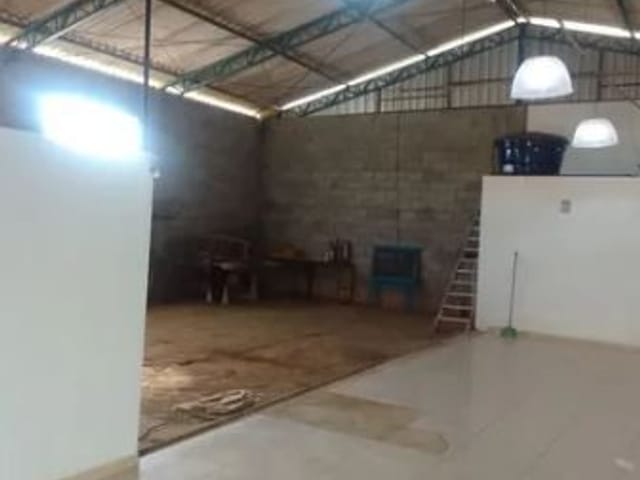 Galpão / Barracão com 600m², à venda, no bairro Pires em Ibiúna