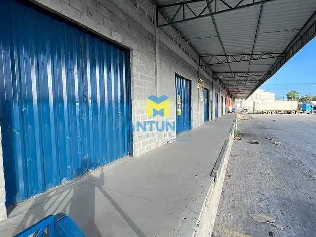 Galpão / Barracão com 1000m², para alugar, no bairro Prazeres em Jaboatão dos Guararapes