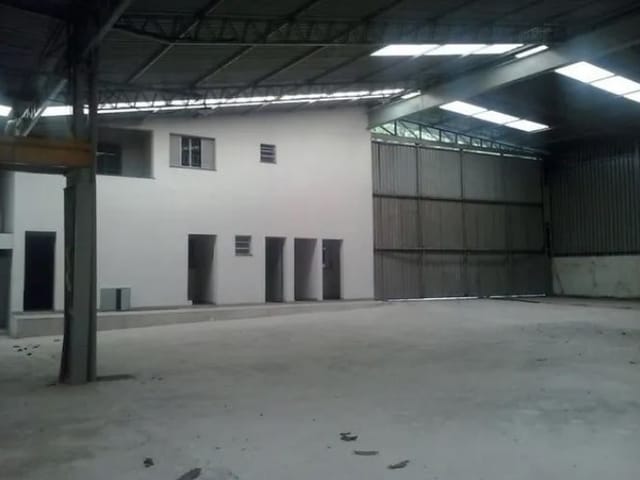 Galpão / Barracão com 5500m², à venda, no bairro Vila Jaraguá em São Paulo