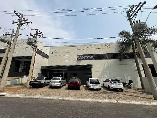 Galpão / Barracão à venda, no bairro Iporanga em Sorocaba