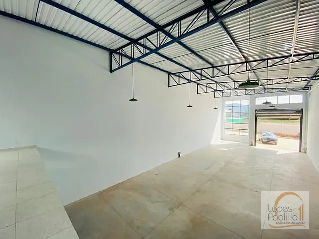 Galpão / Barracão com 300m², para alugar, no bairro Parque Hortencias em Bom Jesus dos Perdões
