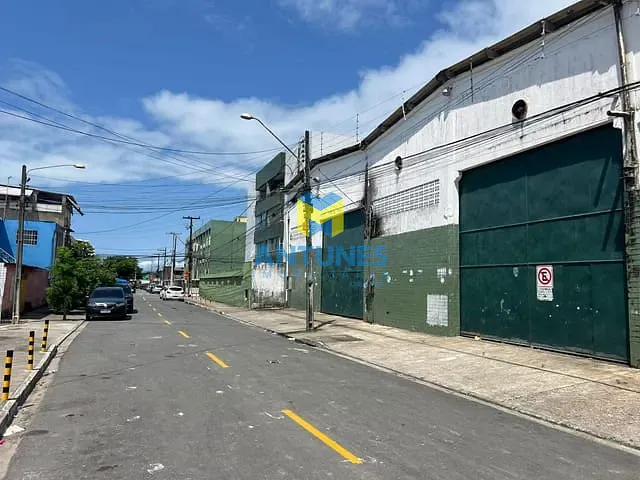 Galpão / Barracão com 380m², para alugar, no bairro Piedade em Jaboatão dos Guararapes