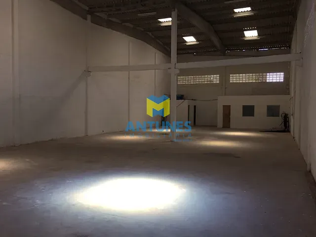 Galpão / Barracão com 380m², para alugar, no bairro Piedade em Jaboatão dos Guararapes