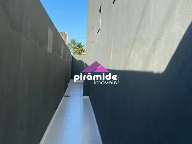 Galpão / Barracão com 400m², para alugar, no bairro Travessão em Caraguatatuba