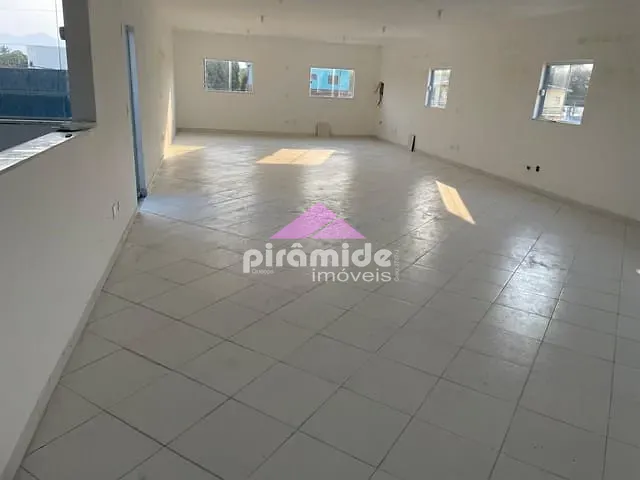 Galpão / Barracão com 400m², para alugar, no bairro Travessão em Caraguatatuba