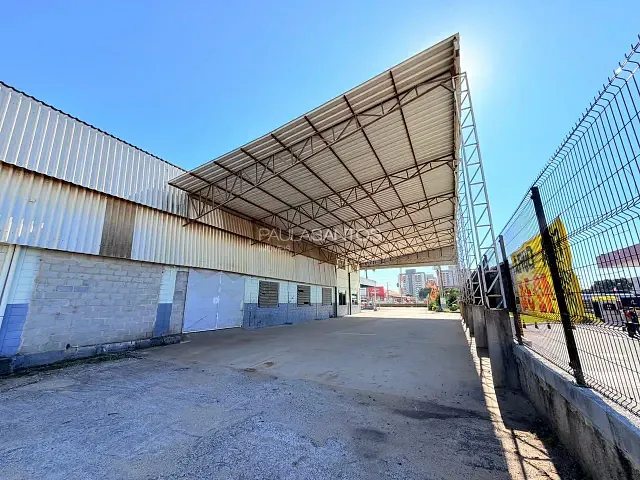 Galpão / Barracão com 1940m², para alugar, no bairro Parque Reserva Fazenda Imperial em Sorocaba