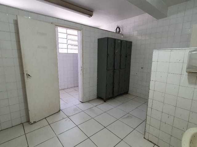 Galpão / Barracão com 2390m², à venda, no bairro Chácara do Solar I (Fazendinha) em Santana de Parnaíba