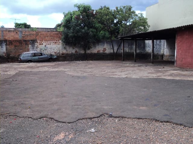 Foto do Galpão / Barracão - Galpão à venda, 213 m² por R$ 430.000,00 - Parque das Américas - Uberaba/MG | ZUCATO IMOBILIARIA LTDA