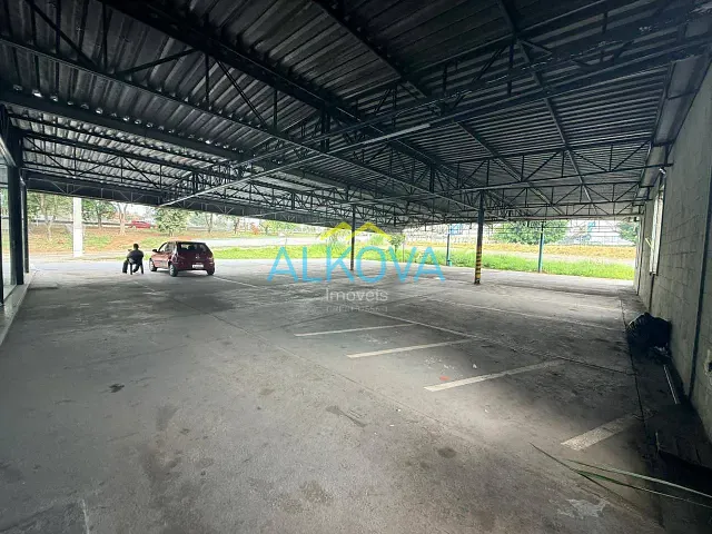 Galpão / Barracão com 15719m², à venda ou para alugar, no bairro Jardim das Colinas em São José dos Campos